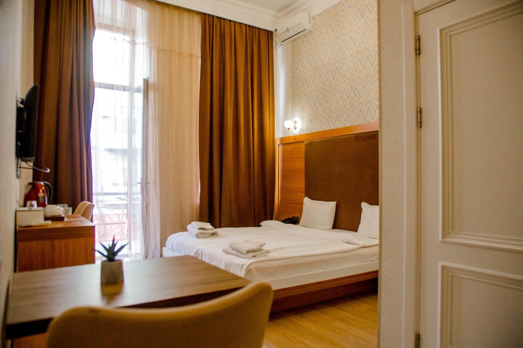 באקו Solo Boutique Hotel מראה חיצוני תמונה