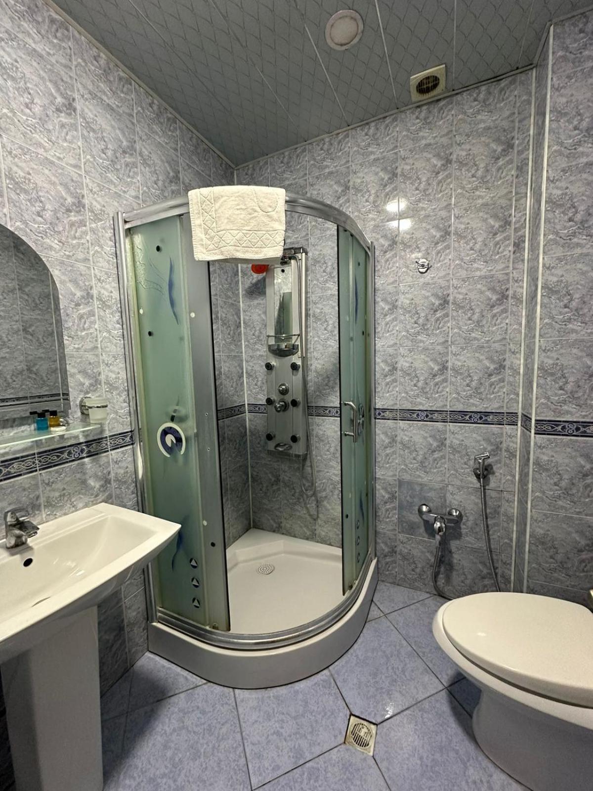 באקו Solo Boutique Hotel מראה חיצוני תמונה